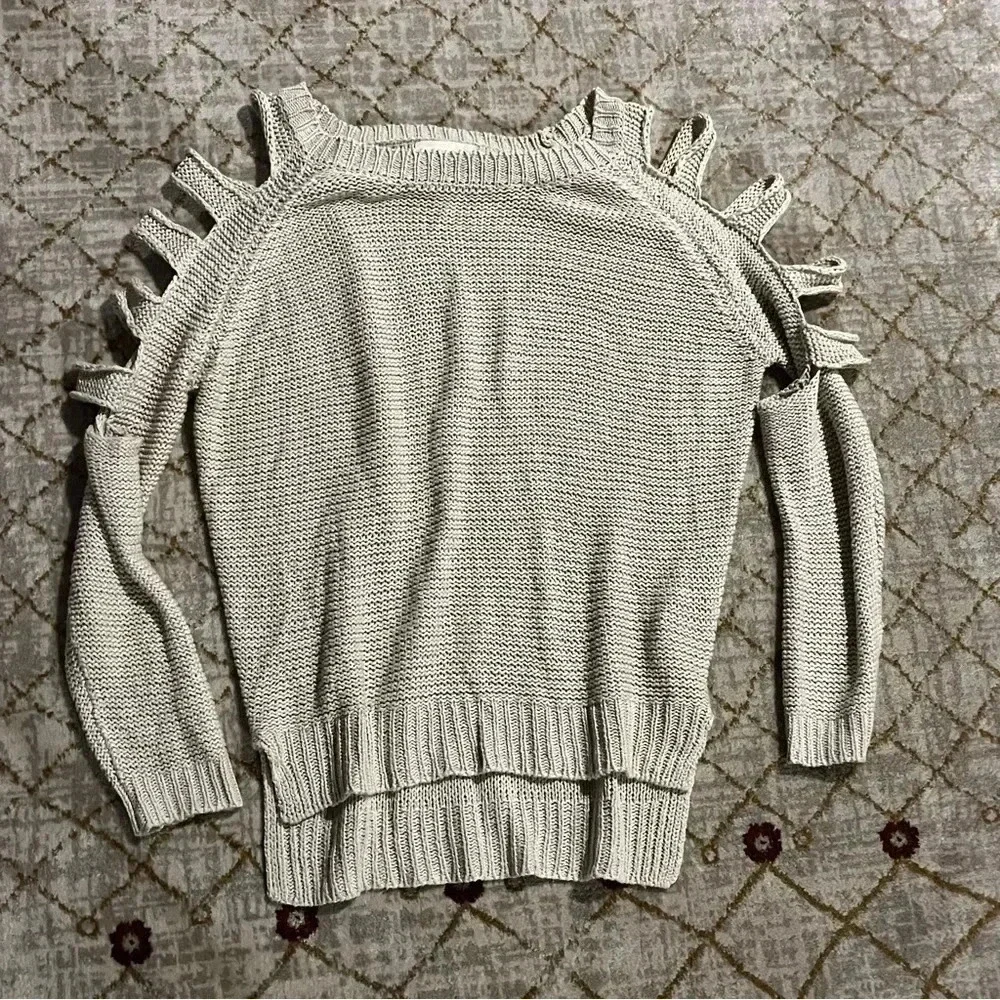 Aryn K. Cole Shoulder Knitted Fashion Sweater Top Beige Grey Pullover Size XS